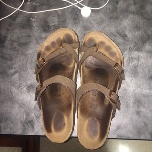 Mayari Birkenstocks